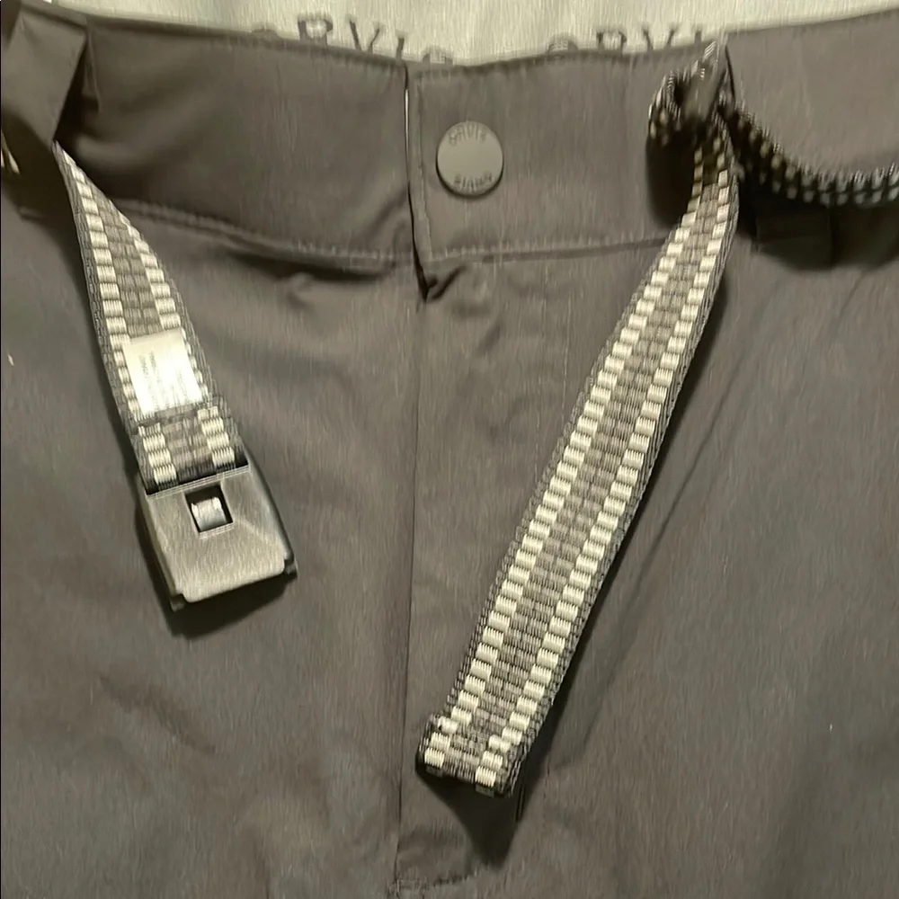 Orvis Men's Black Cargo Shorts Size 34 W/4 way stretch comfort waist band NWT.
